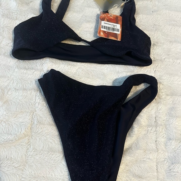 NWT bikini - Picture 2 of 4